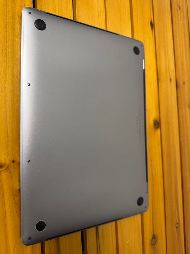 L*e様 MacBook Pro 2016 13インチTouch Bar +ID