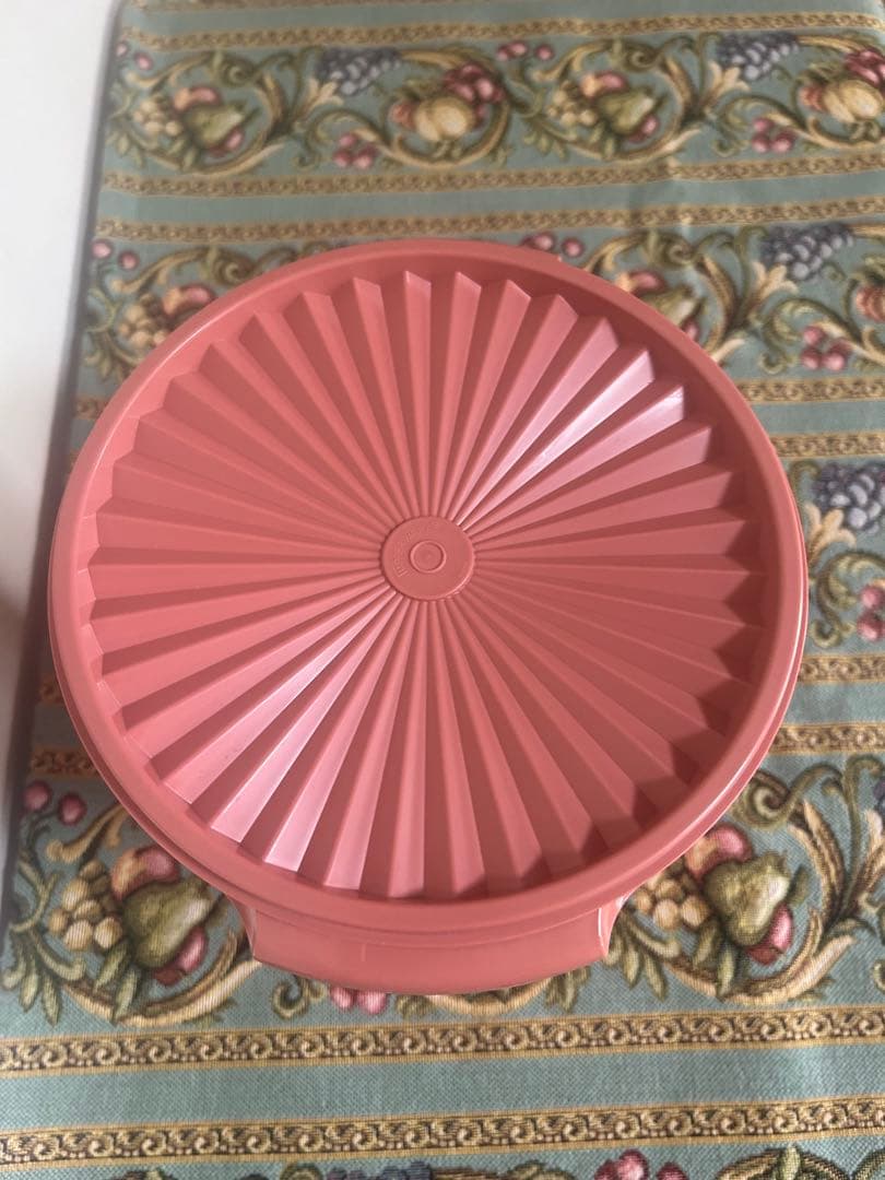 タッパーウェア／新品未使用品　マキシデコレーター サーモン　5800ml