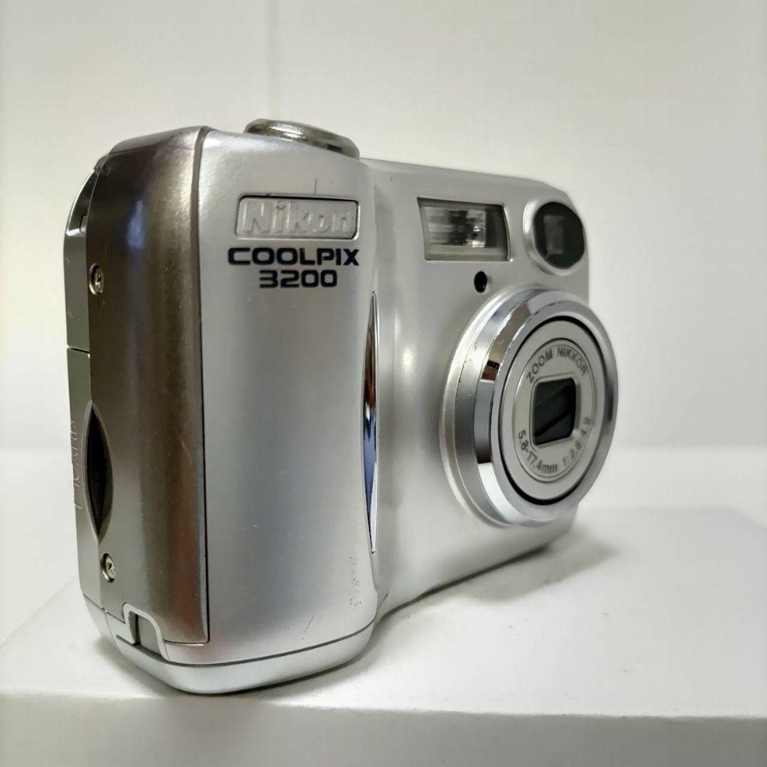 動作確認済み ニコン COOLPIX 3200 オールドコンデジ デジカメ