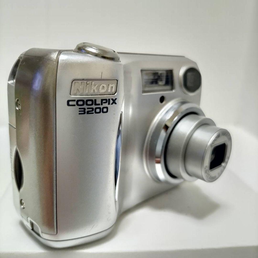 動作確認済み ニコン COOLPIX 3200 オールドコンデジ デジカメ
