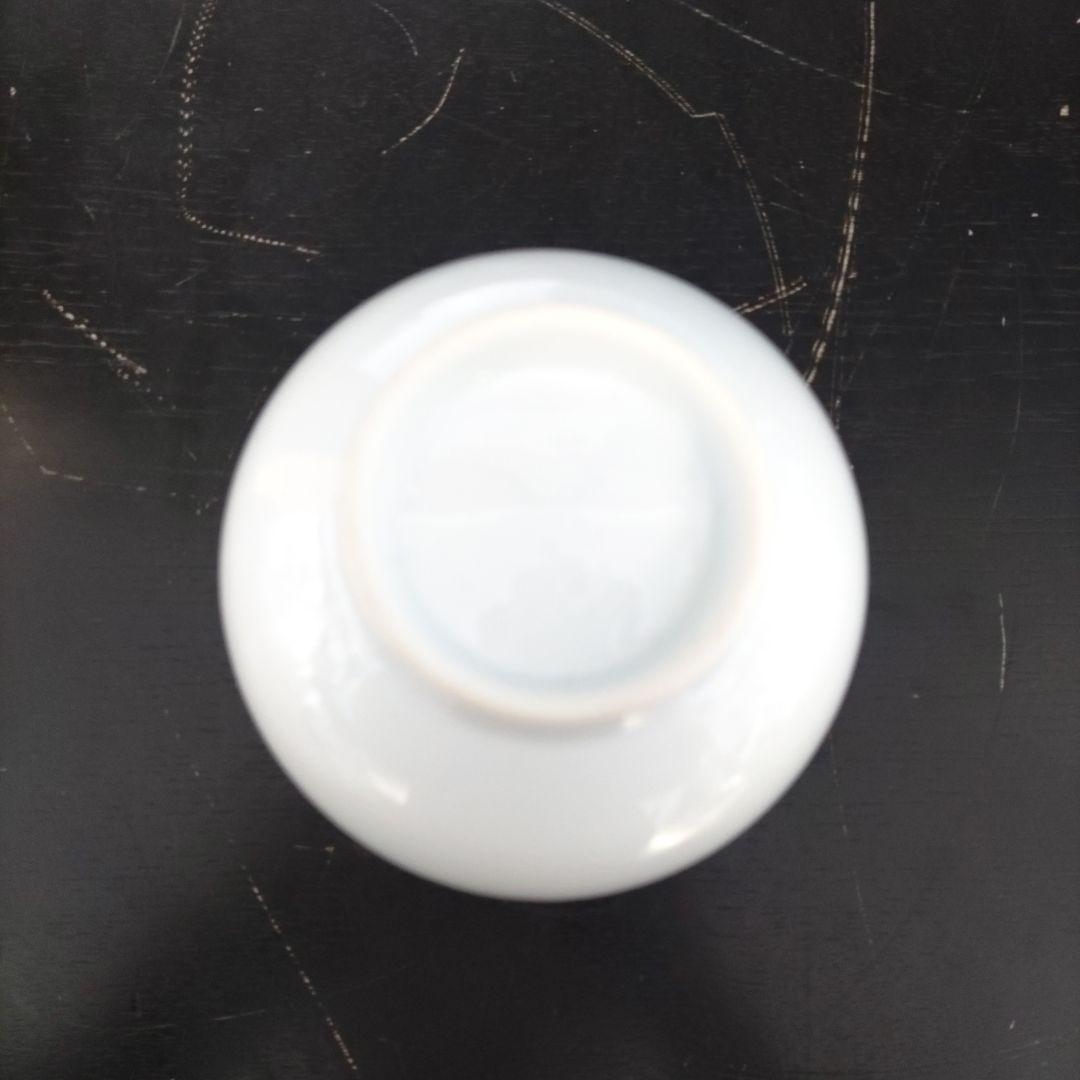 VMPD7-1214- 33 白磁牡丹彫 一輪挿 中尾恭純