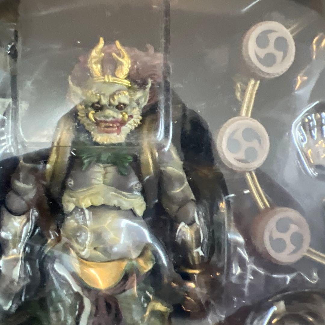 海洋堂　タケヤ式自在置物 風神(青)・雷神(緑) k