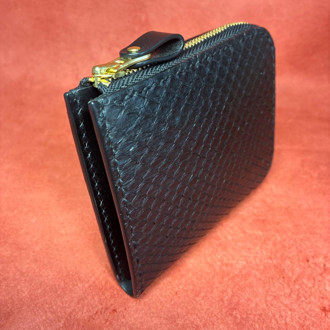 L字ファスナー革財布　ハーフサイズ財布　ミニ財布　パイソン　蛇革　黒　ブラック