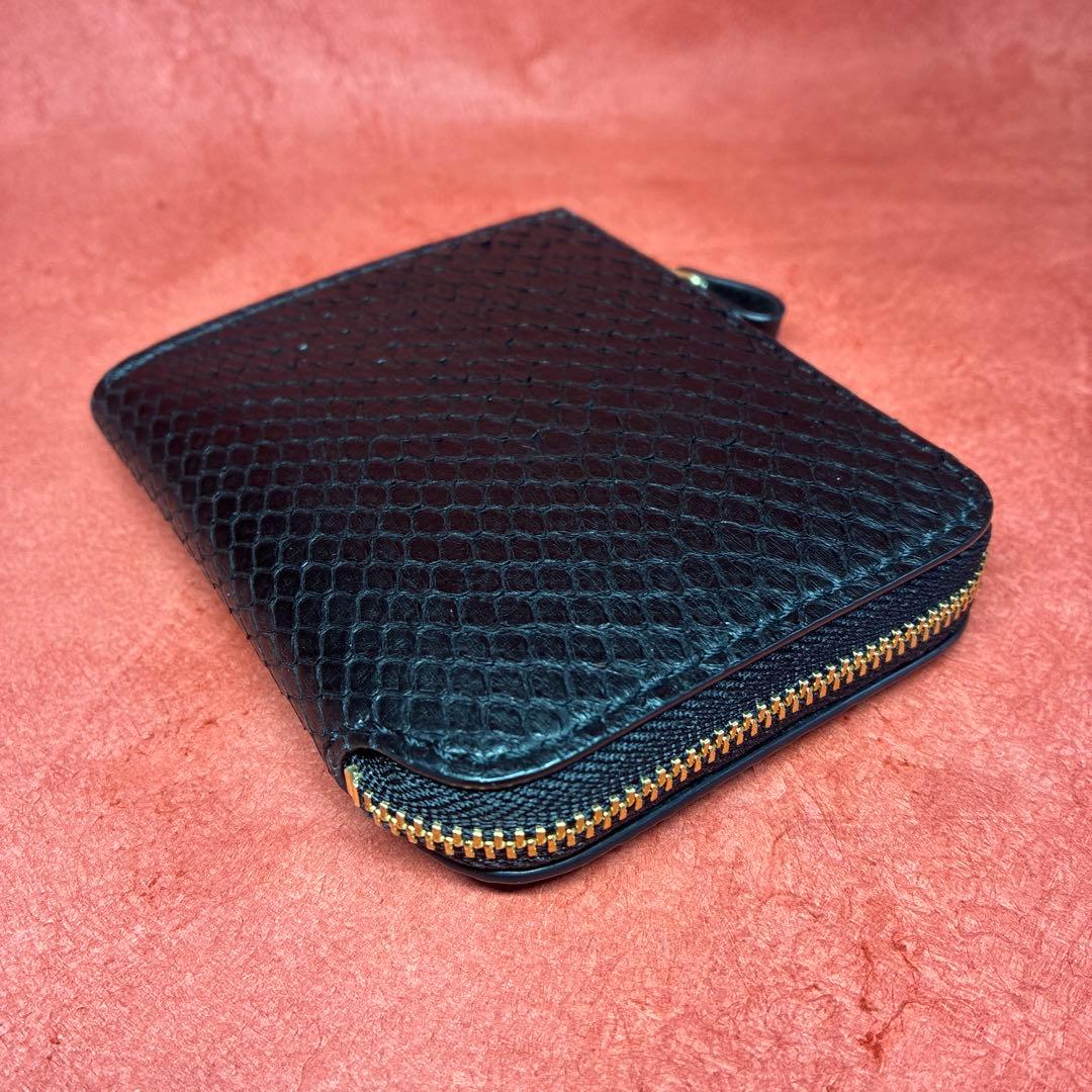 L字ファスナー革財布　ハーフサイズ財布　ミニ財布　パイソン　蛇革　黒　ブラック