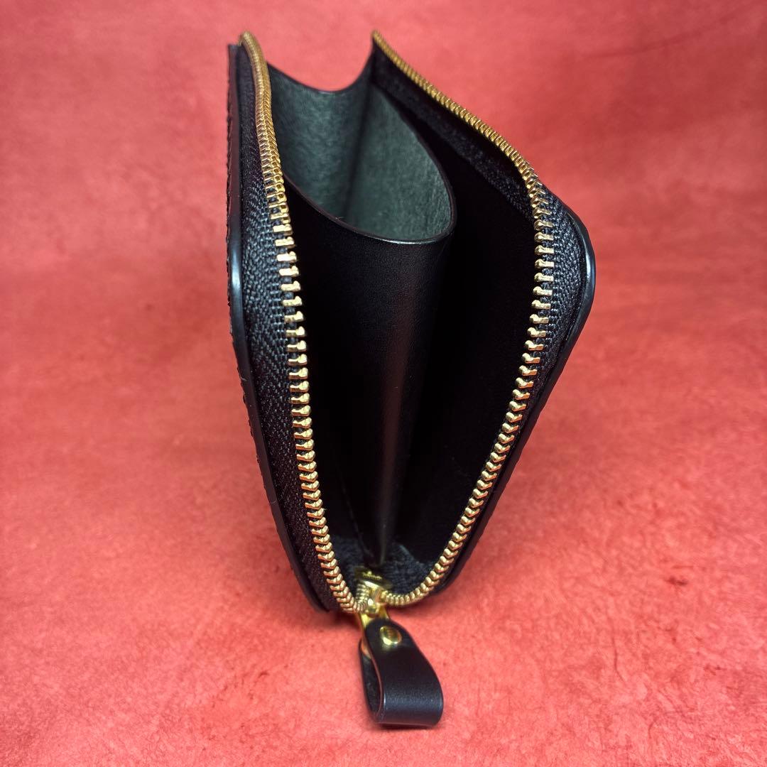 L字ファスナー革財布　ハーフサイズ財布　ミニ財布　パイソン　蛇革　黒　ブラック