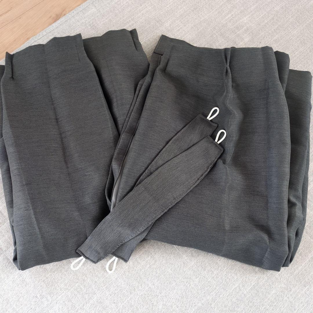 ニトリ 遮光1級・防炎カ ーテン(パレット2 ウォームグレー