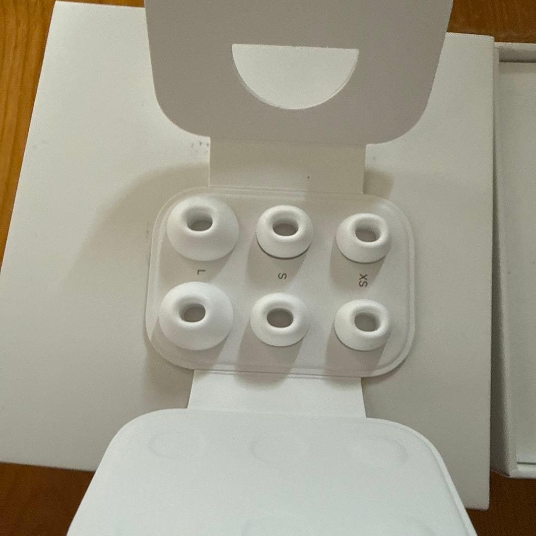 AirPods Pro 本体 ホワイト 充電ケーブル付