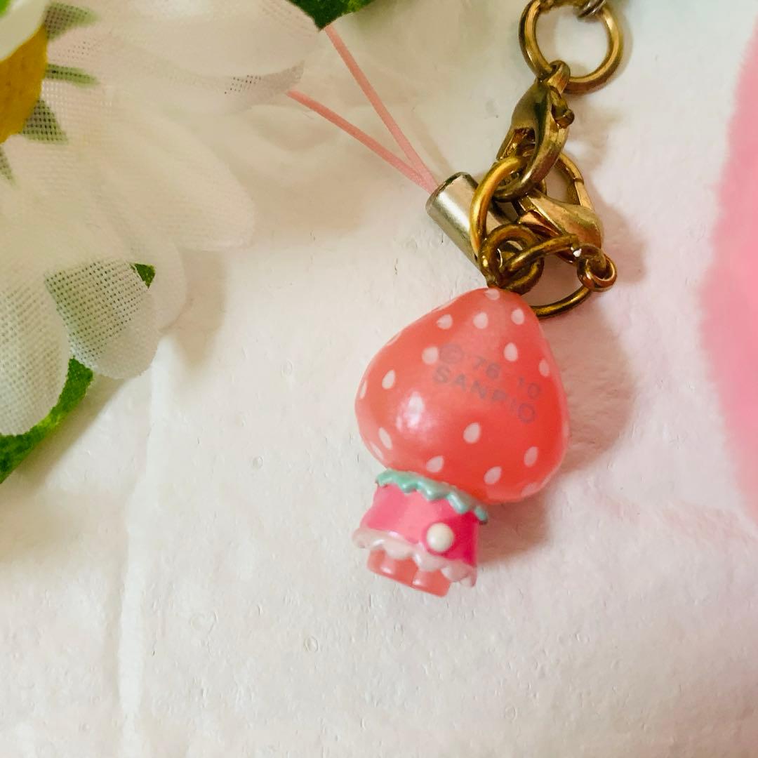 ☆激レア☆ ハローキティ　いちごBIGマスコット ストラップ　ピンクバージョン