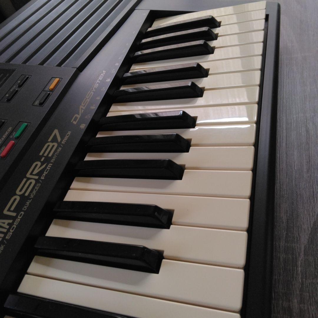 【Used・YAMAHA】キーボード　ポータトーンPSR-37 　アダプタ取説付