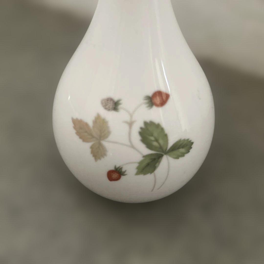 値下げ‼️ ワイルドストロベリー　写真立て　ジャグ　花瓶