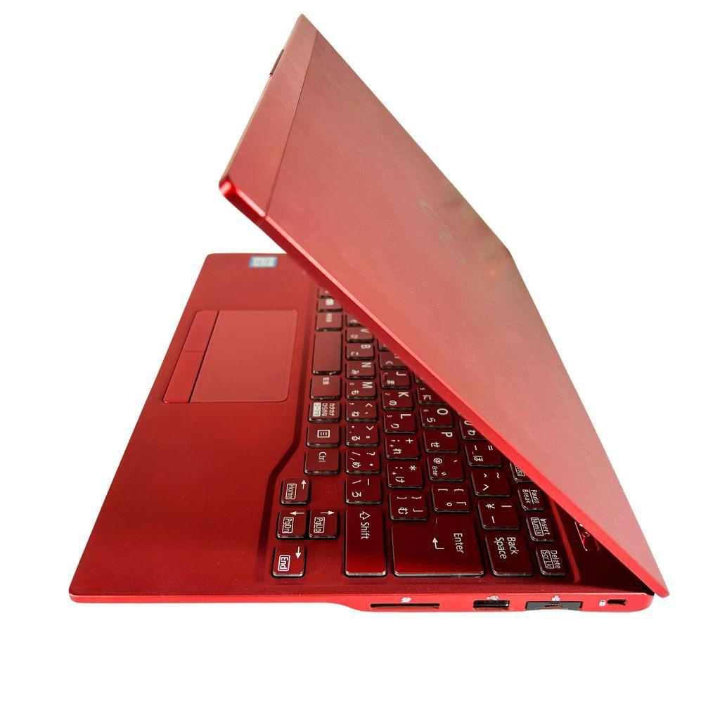 ❤️おしゃれで軽い✨赤いLIFEBOOK第8世代Core i5 SSD256GB