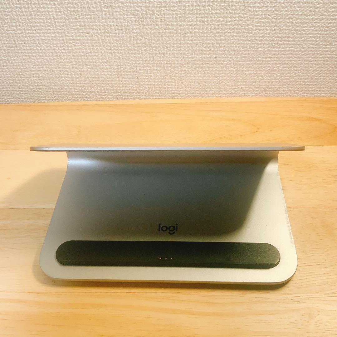 中古品2個：ロジクール ワイヤレス充電スタンド iD10 シルバー Base