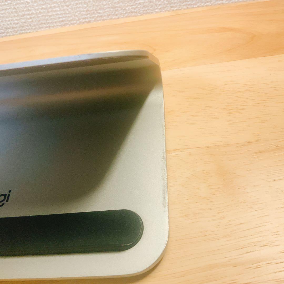 中古品2個：ロジクール ワイヤレス充電スタンド iD10 シルバー Base