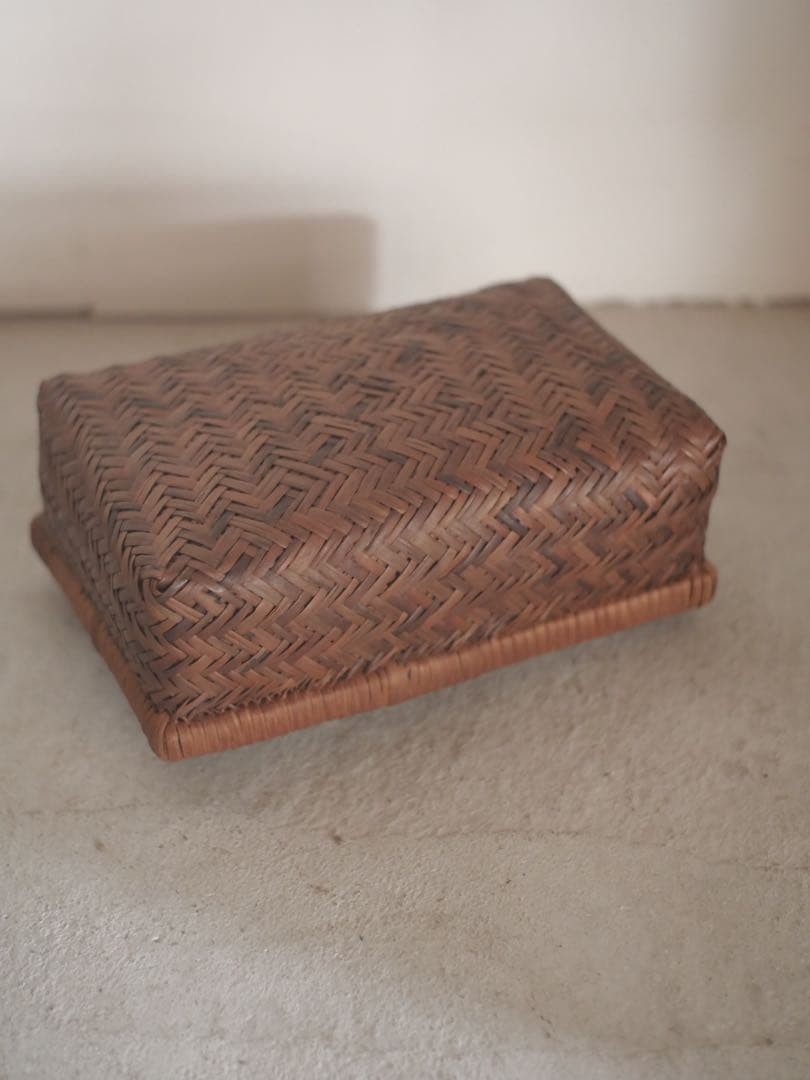 カゴ　つづら　行李　弁当箱　古家具　古道具　アンティーク　昭和レトロ