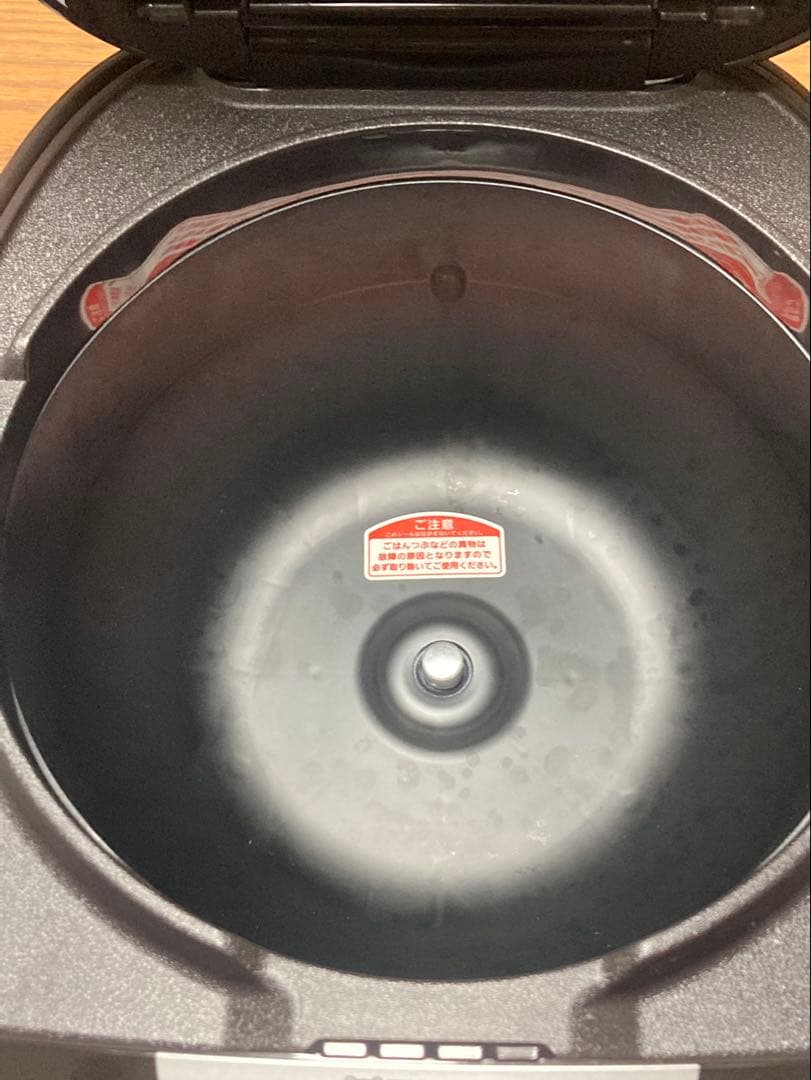 IH タイガー炊飯器　炊きたて　JPW-D100T 5.5合　25年製