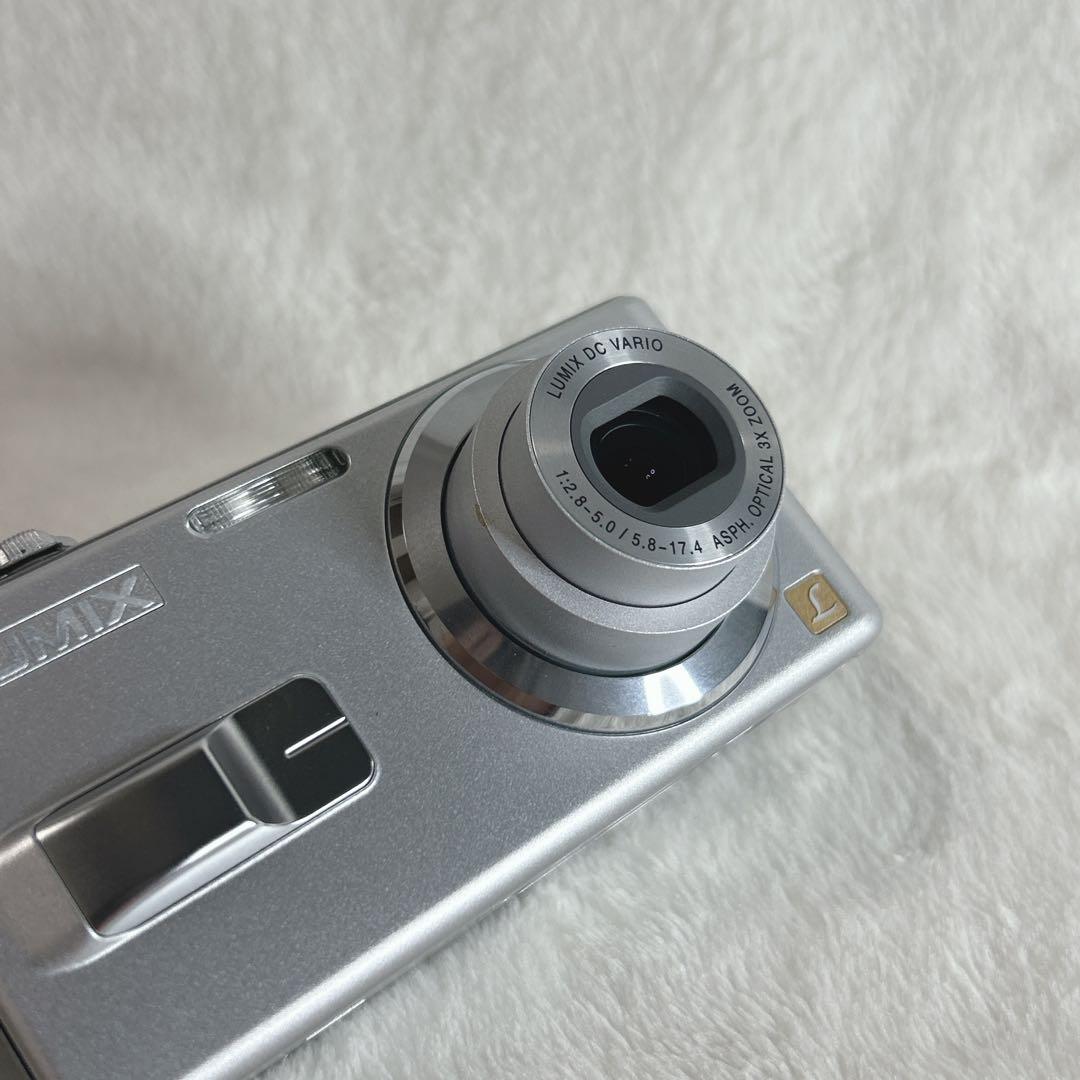 ✨未使用級✨単三電池Panasonic LUMIX DMC-LS2 コンデジ