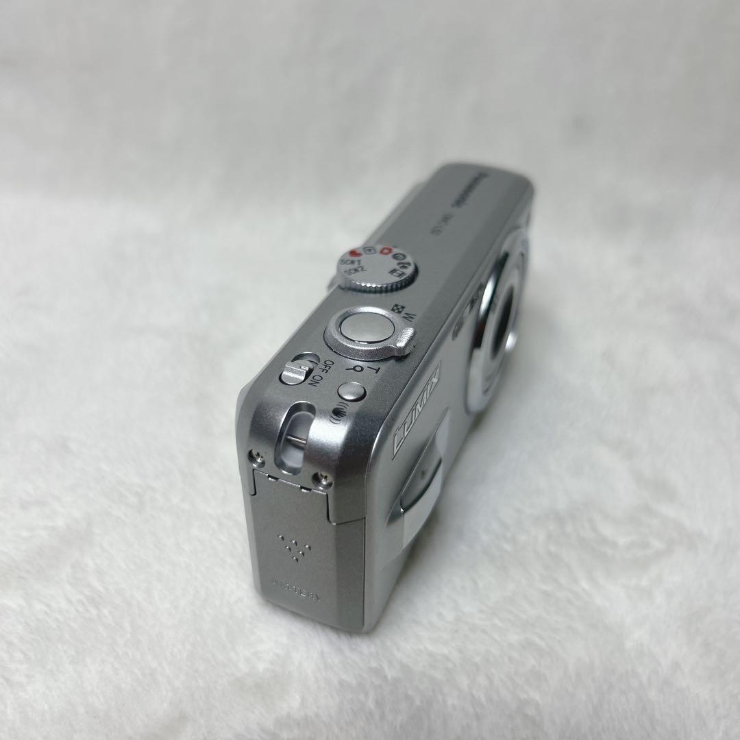 ✨未使用級✨単三電池Panasonic LUMIX DMC-LS2 コンデジ