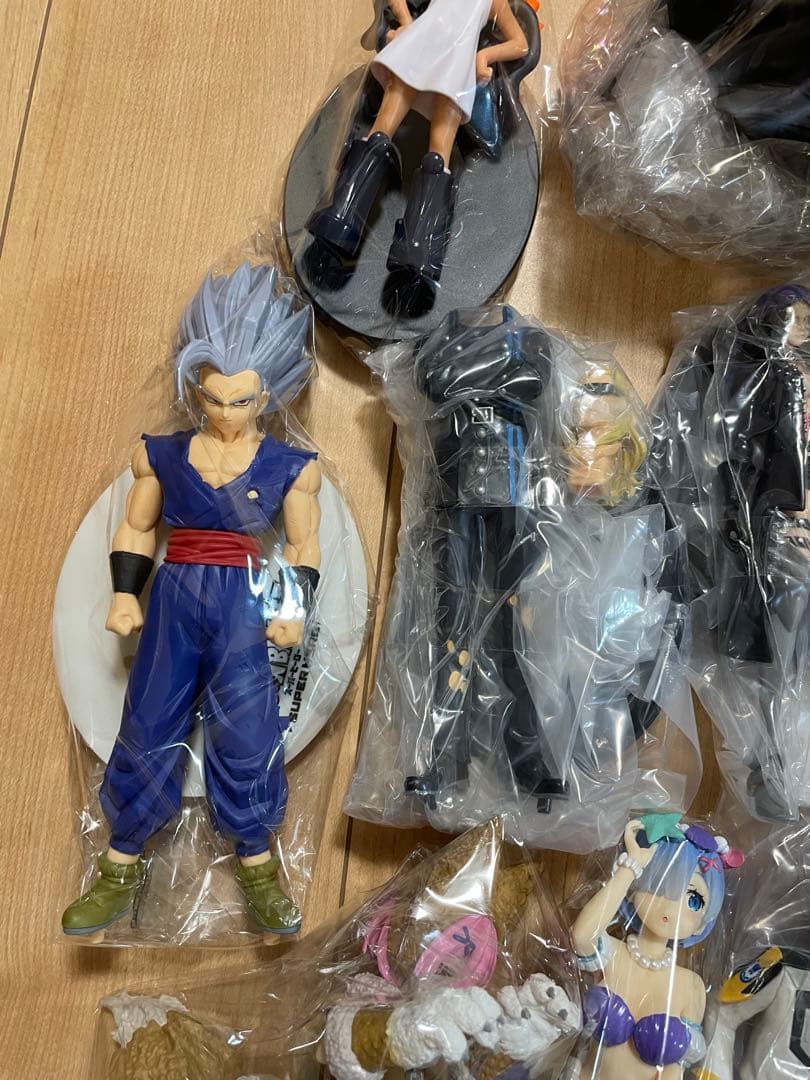 フィギュア　32点　まとめ売り　セット