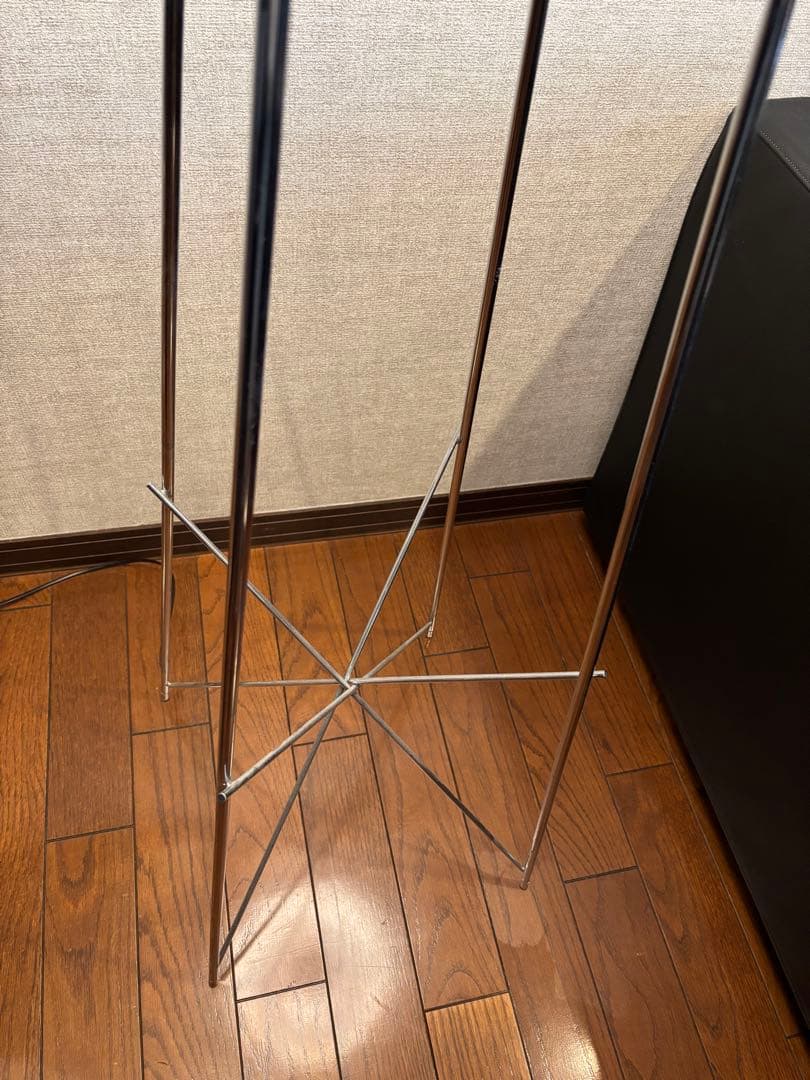 美品　FLOSフロス RAY F2 フロアライト ブラック