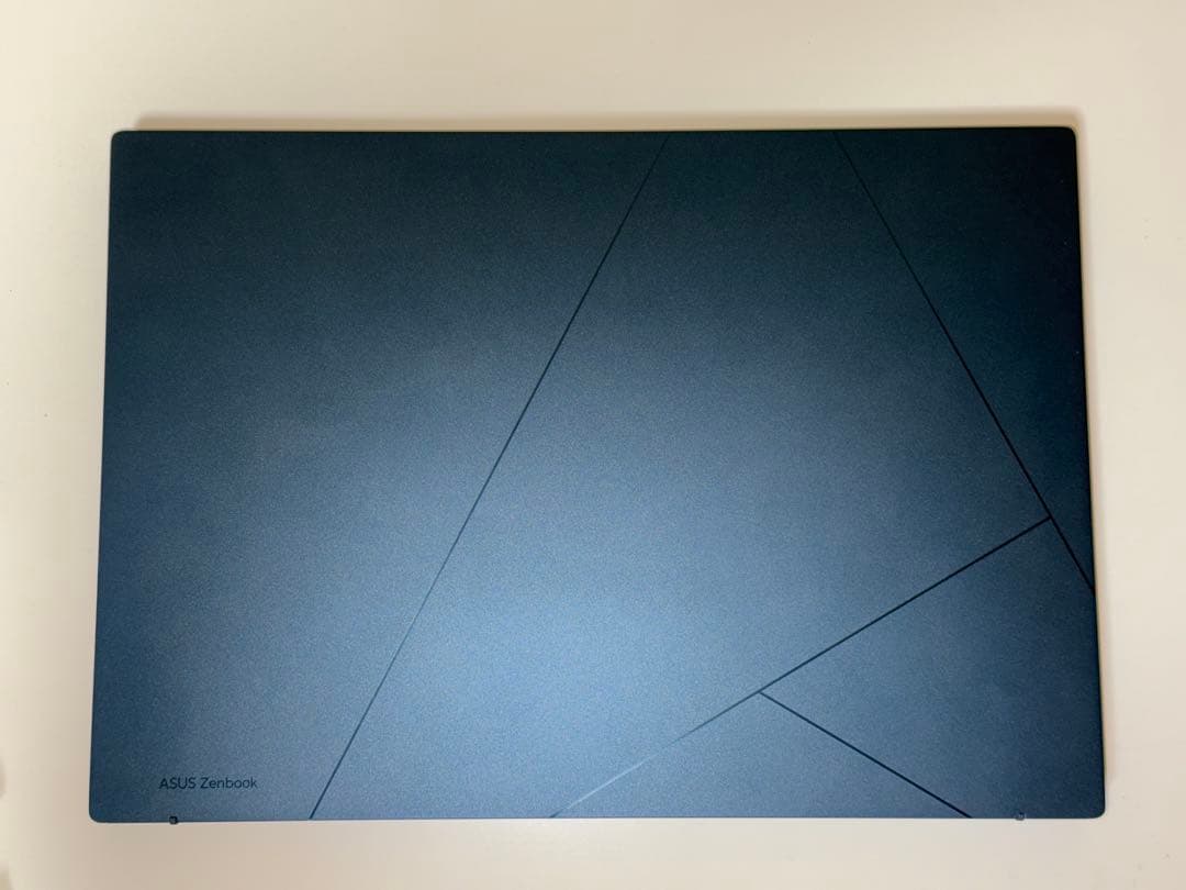 【美品】ASUS Zenbook 14 OLED / Core Ultra 7