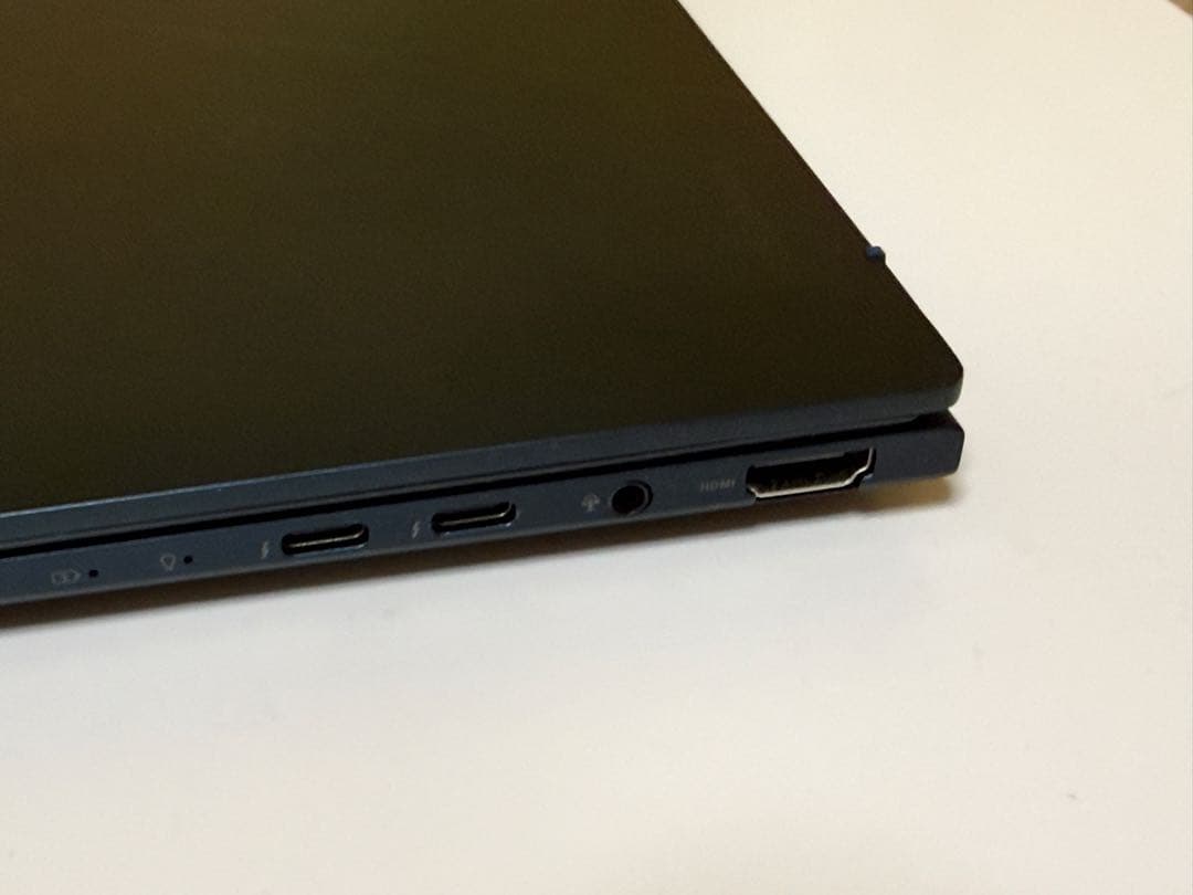 【美品】ASUS Zenbook 14 OLED / Core Ultra 7