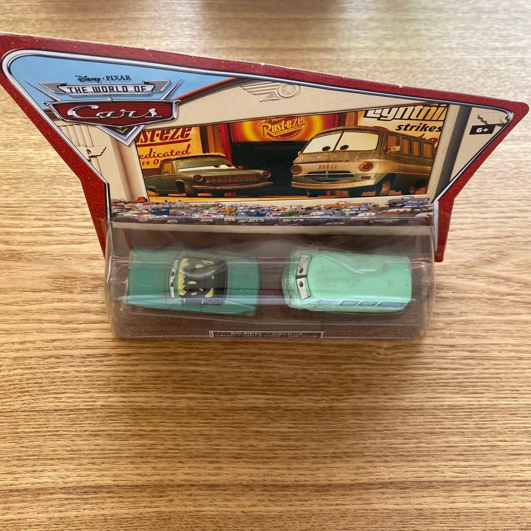 ムービーモーメント　DUSTY AND RUSTY RUST-EZE