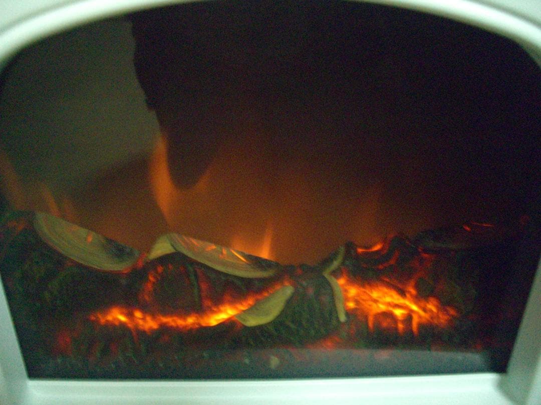 ★暖炉風電気ヒーター★ホワイト★