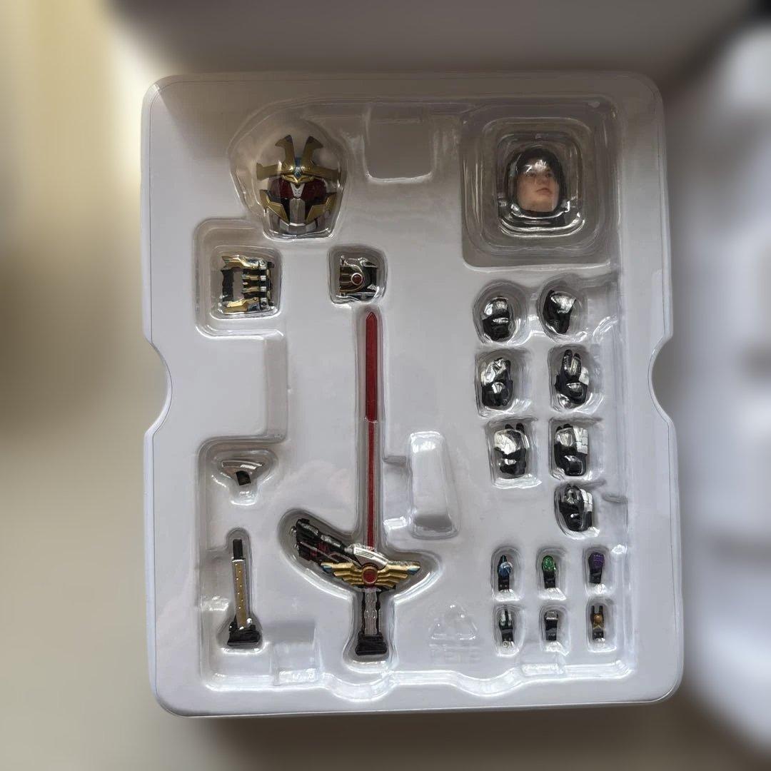 S.H.フィギュアーツ 真骨彫製法 仮面ライダーイクサ