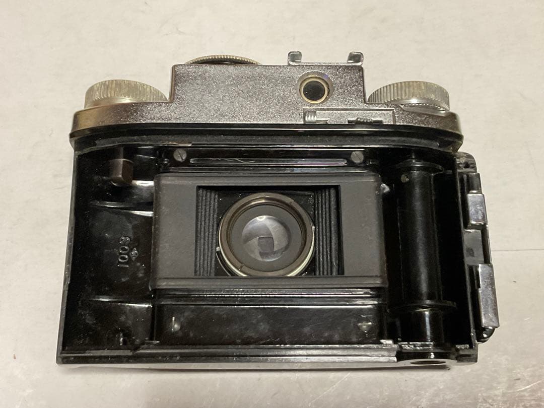 コニシロク／蛇腹型カメラ。形式不明？【カメラケース付き・昭和ノスタルジー・美品】