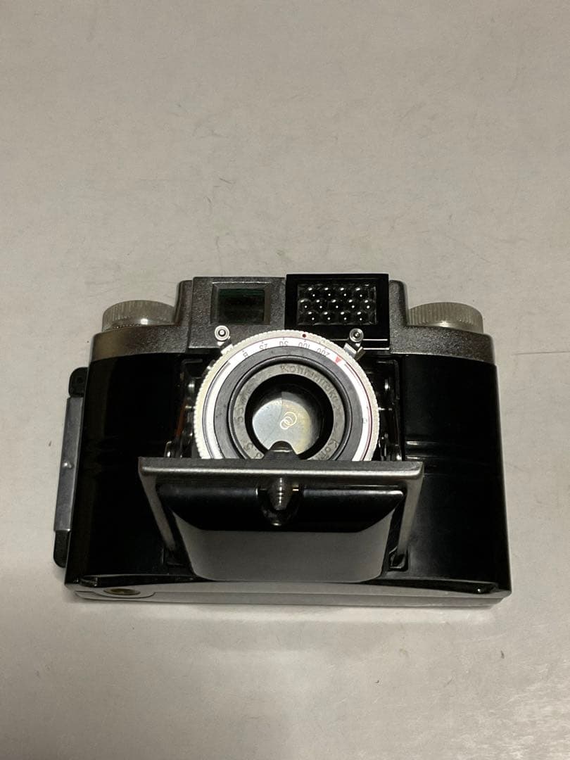 コニシロク／蛇腹型カメラ。形式不明？【カメラケース付き・昭和ノスタルジー・美品】