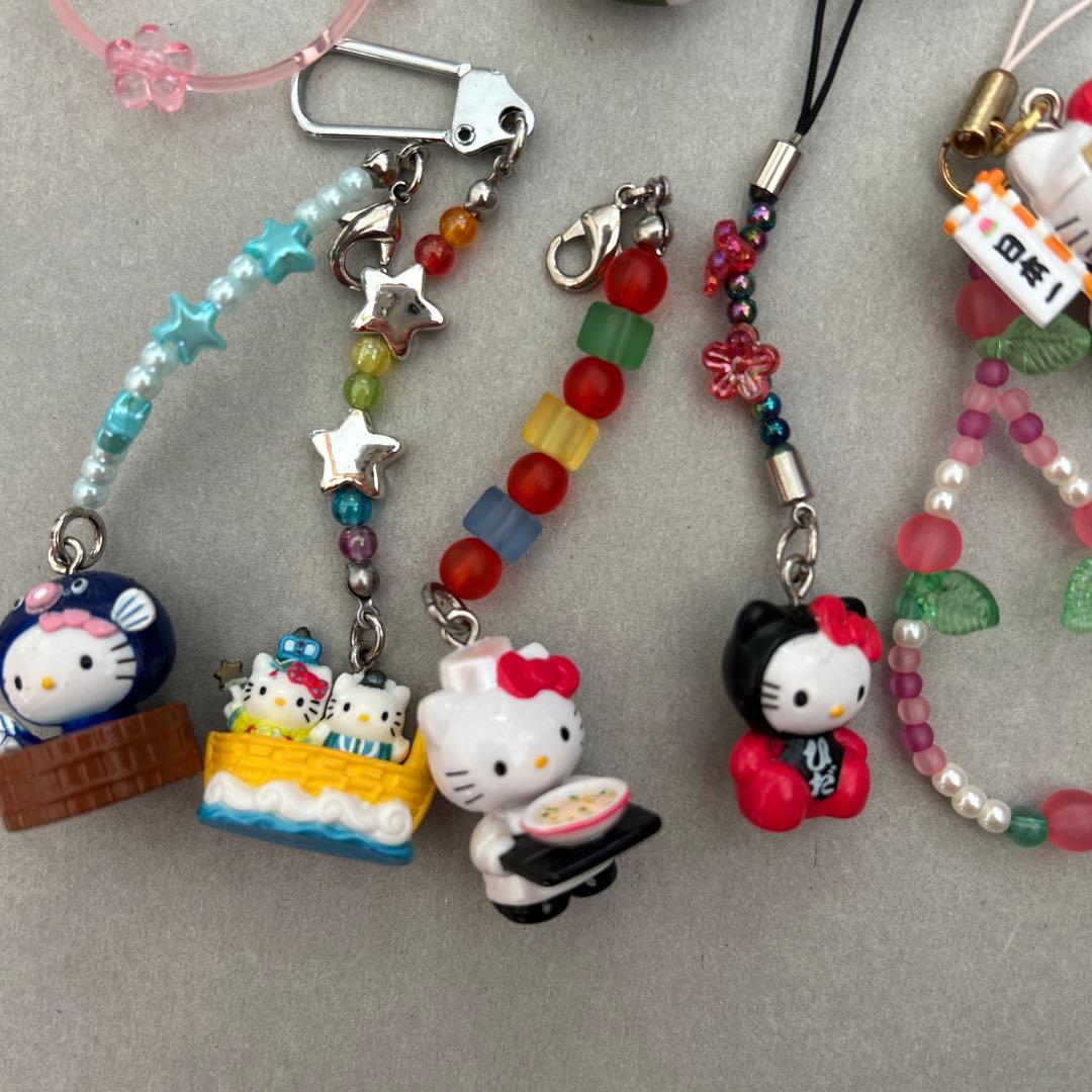 ハローキティ ビーズストラップ ご当地限定11個セット　レア