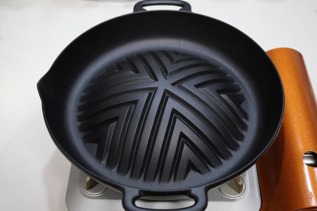 南部鉄器　岩鋳製　ジンギスカン鍋　深型　内径約28.5ｃｍ