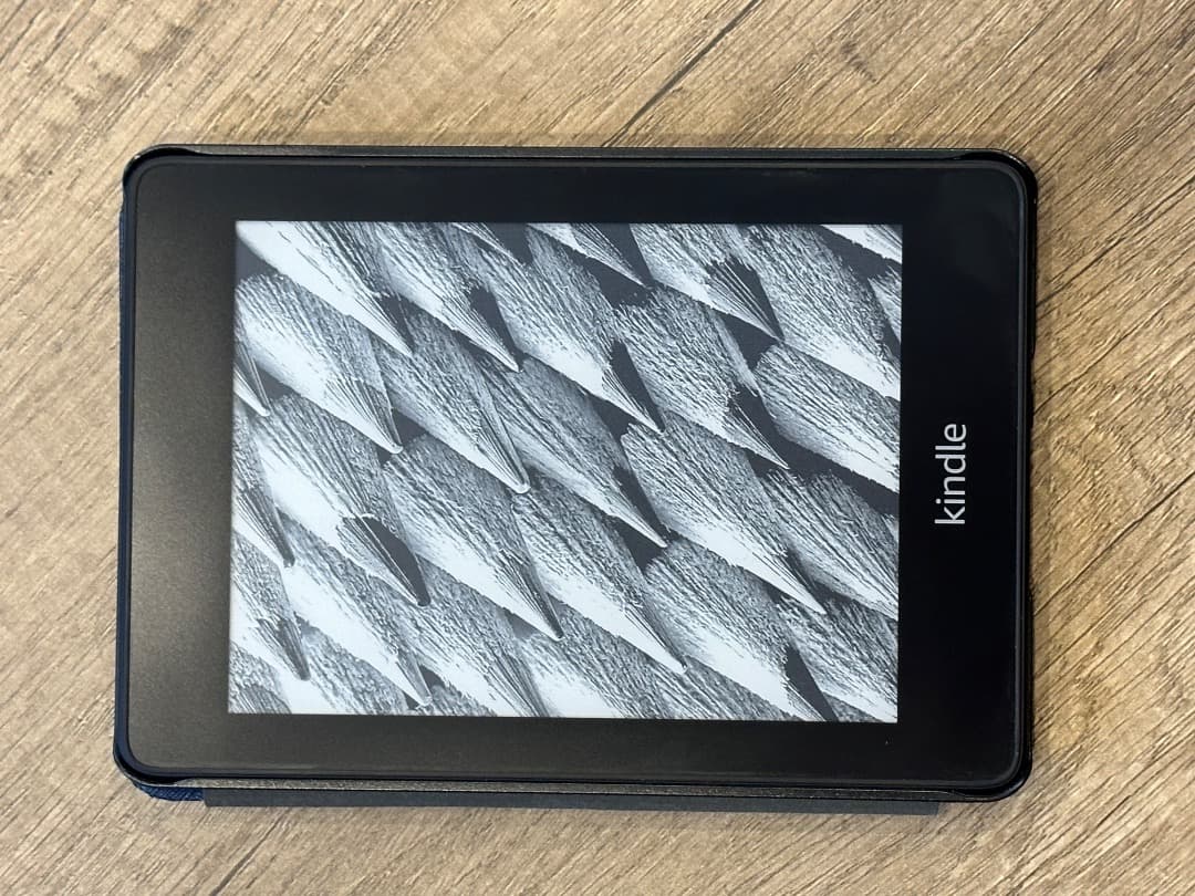 Kindle Paperwhite 第10世代 ＋専用カバー付き