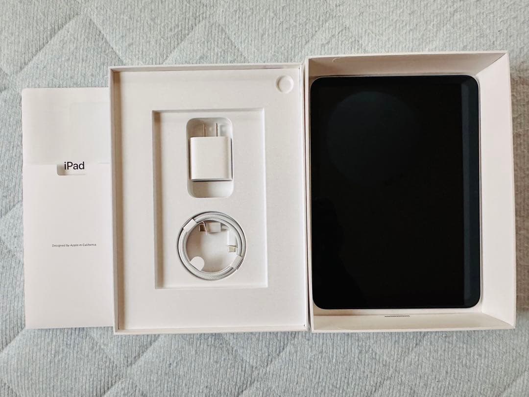 【hです】iPad 10世代 64GB WI-Fiモデル