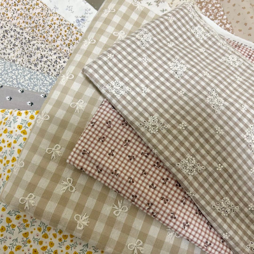 女の子向け　普通生地　入園入学グッズ向け