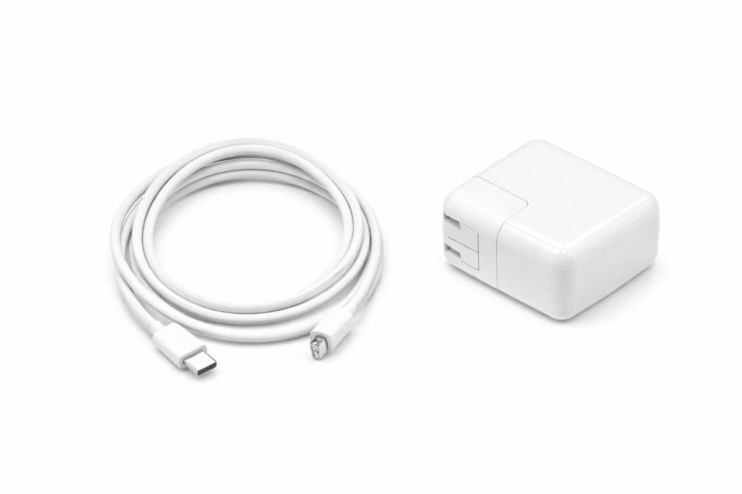 Apple MacBook Air M1 8GB 256GB 箱付 美品