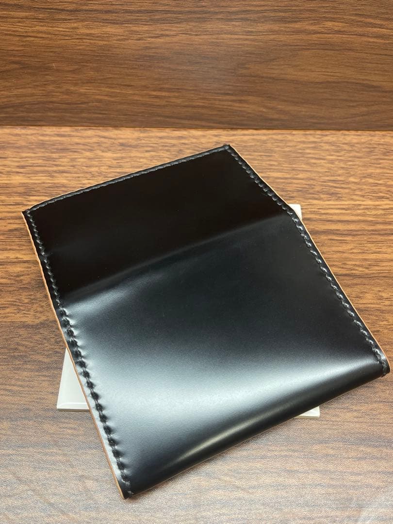 手縫い名刺入れ 新喜皮革製コードバン　K04
