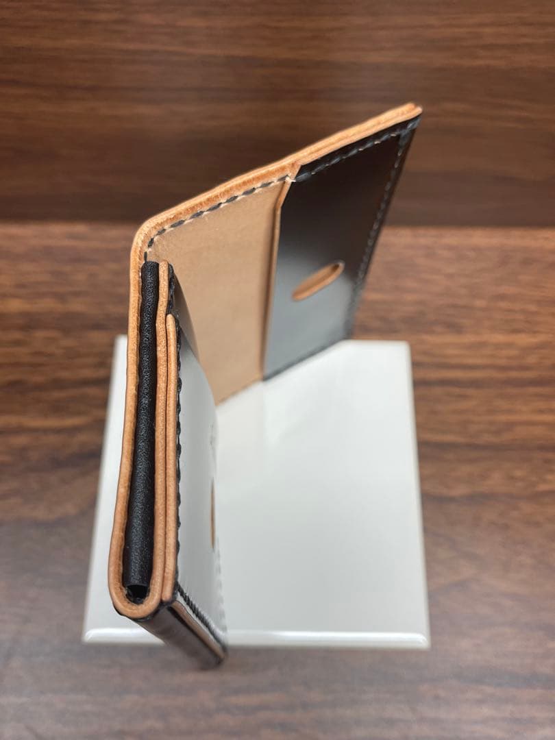 手縫い名刺入れ 新喜皮革製コードバン　K04