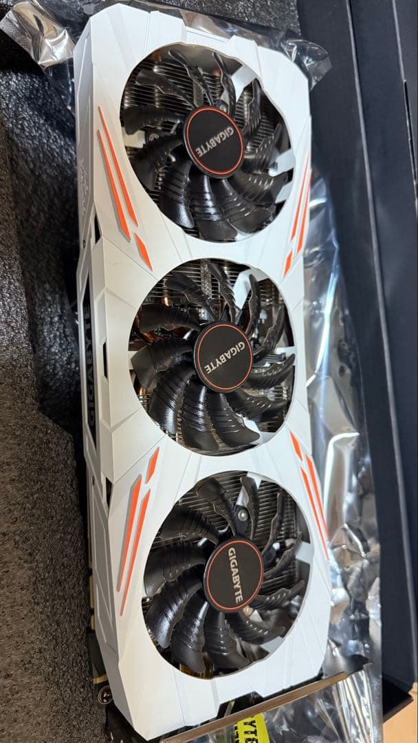 GIGABYTE GTX1080Ti Gaming OC 11G 箱付