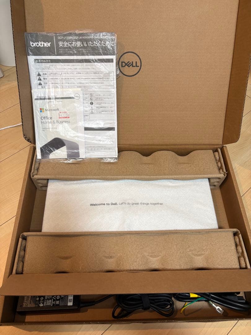 DELL 2023年モデル 512GB ほぼ未使用 ノートパソコン