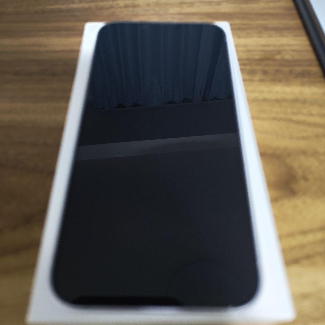 Apple iPhone 14の紫-バッテリー86%