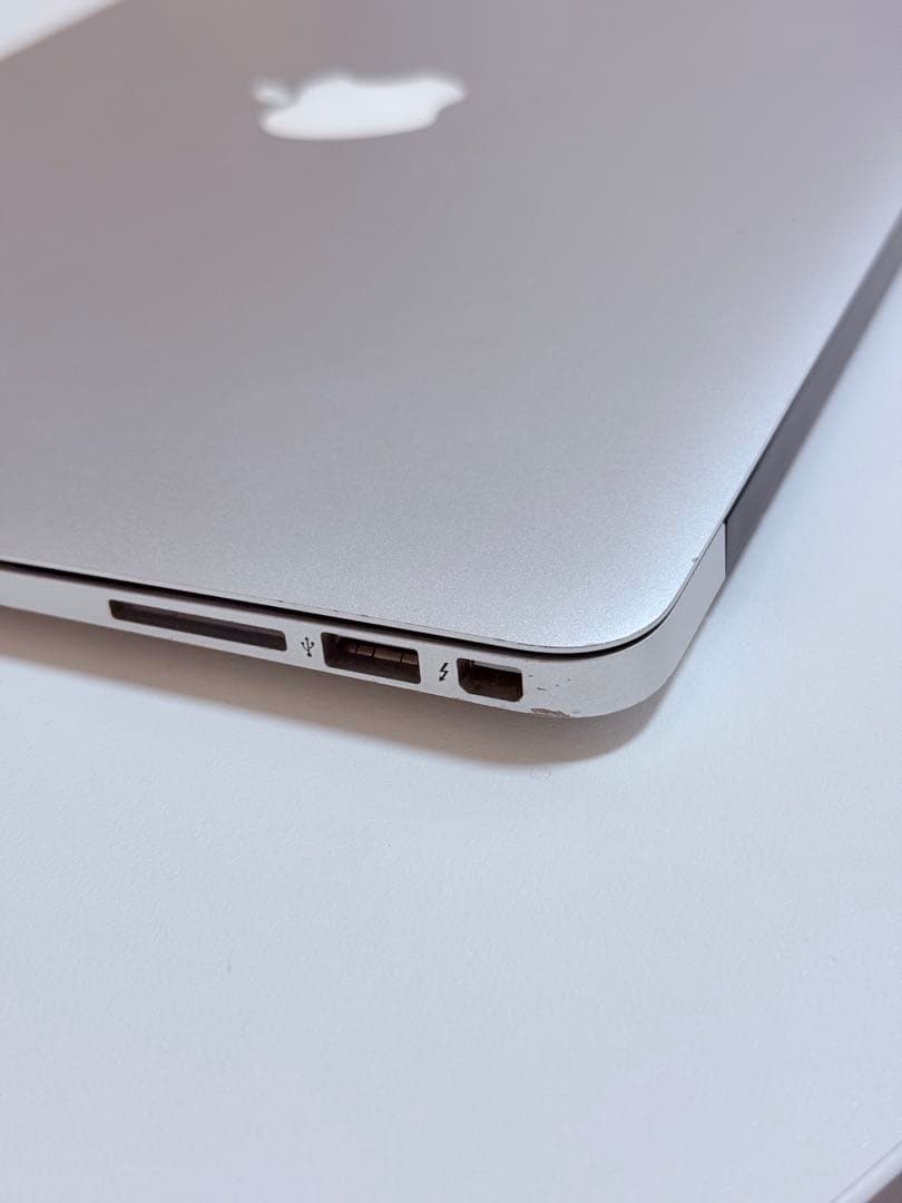 Apple MacBook Air 2017 シルバー 本体