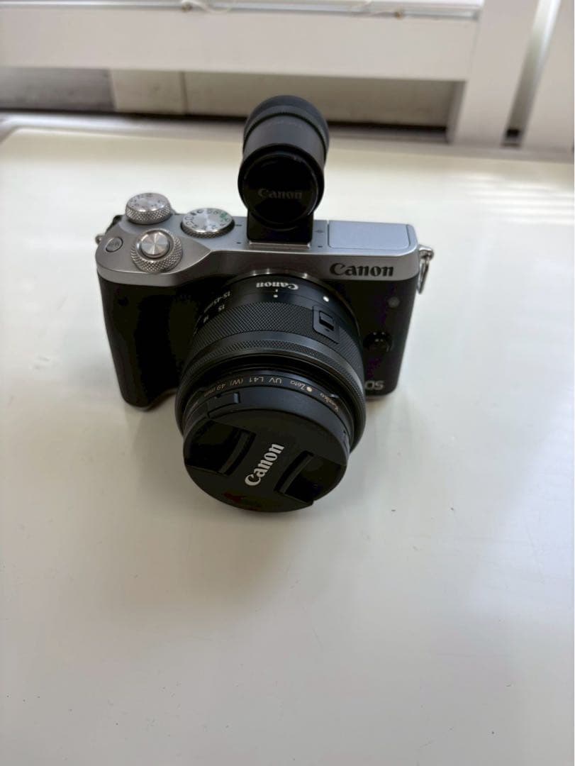 キヤノン EOS M6 EF-M 15-45mm F3.5-6.3 IS STM