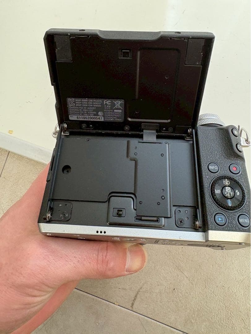 キヤノン EOS M6 EF-M 15-45mm F3.5-6.3 IS STM