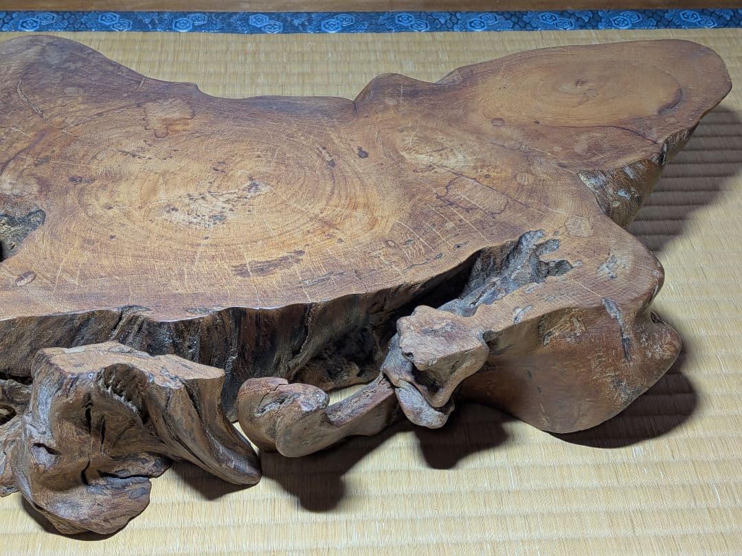 花台　飾り台　置き台　輪切り　厚さ約11cm　長さ60cm以上　天然木