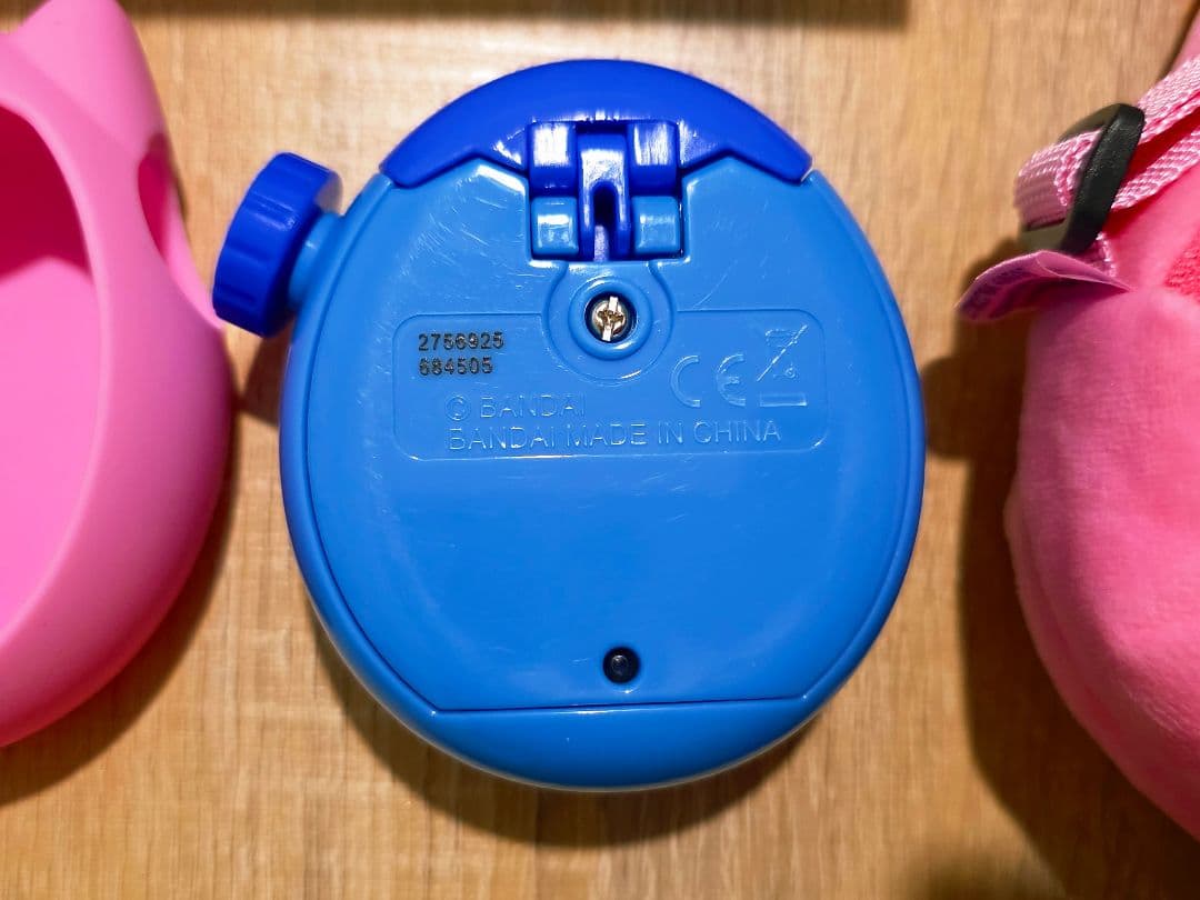 たまごっちパラダイスとおでかけキャリー