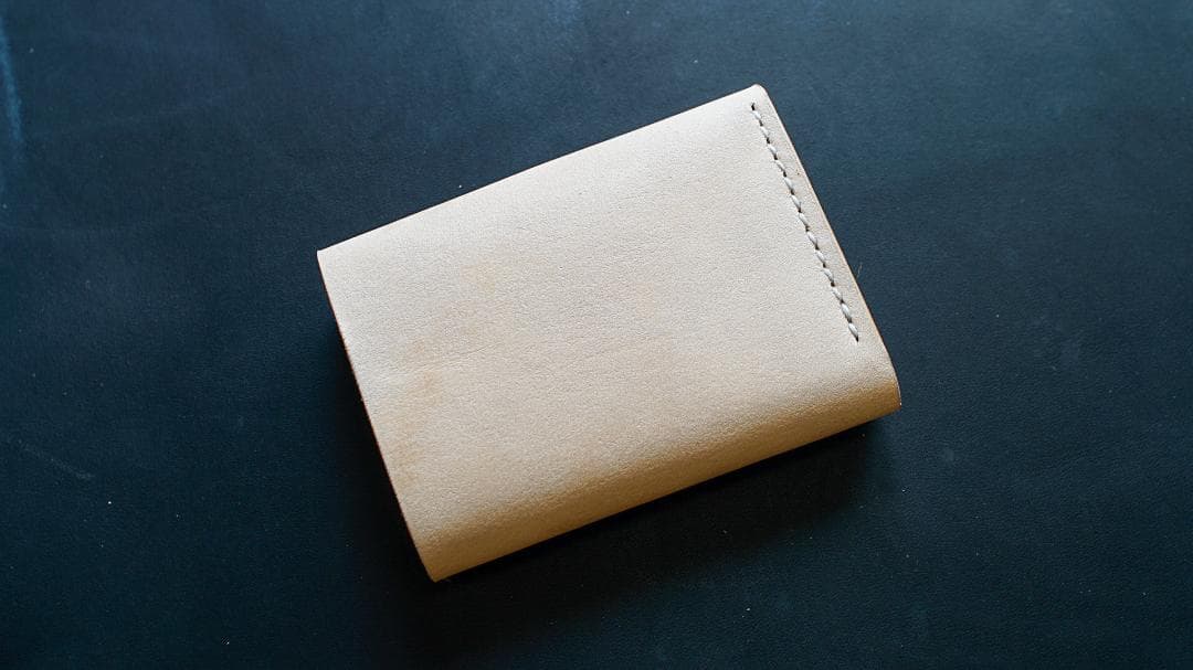 タンニン鞣し ヌメ革 手のひらサイズのお財布 コンパクトウォレット 三つ折り財布