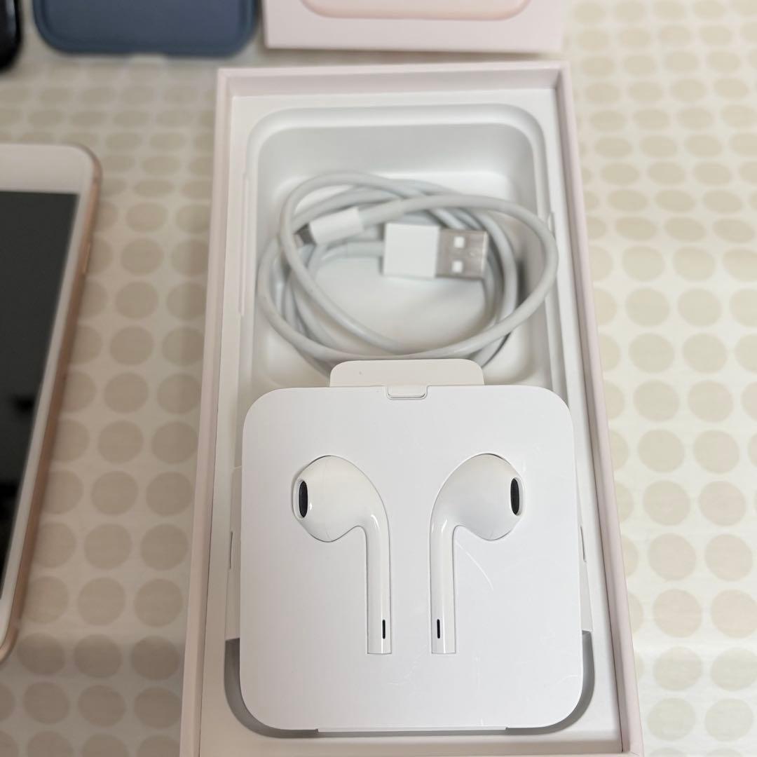 【美品】iPhone8 64GB SIMフリー Gold イヤホン、ケーブルあり