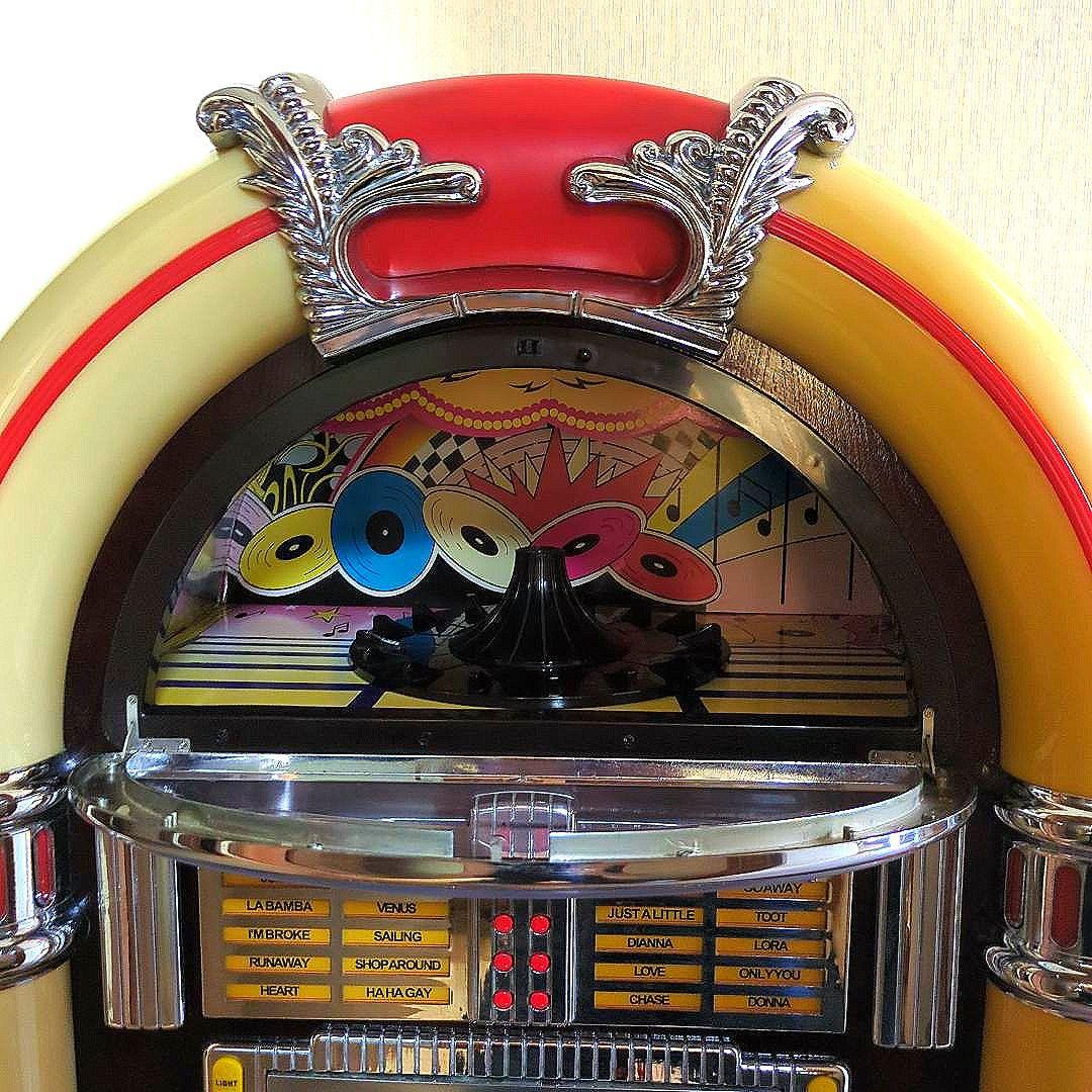 フルサイズジュークボックス型CDラジオ ネオン付 インテリア CD使用不能