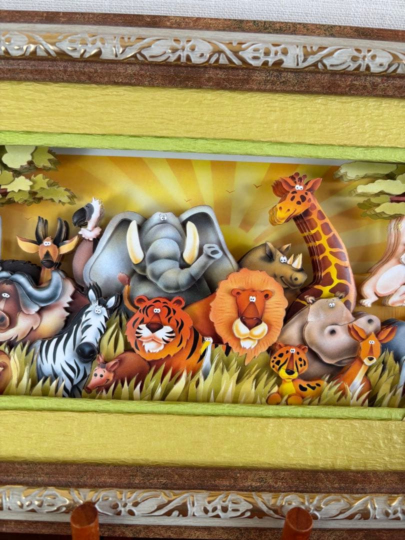 シャドーボックス完成品　　　　　　　　　　サファリの動物